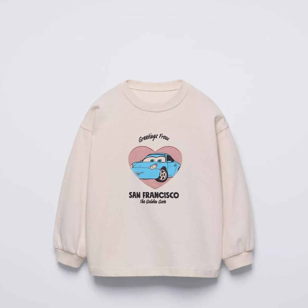 ZARA .CARS LIGHTNING MCQUEEN @ DISNEY T-SHIRT. NWT. 6 years.